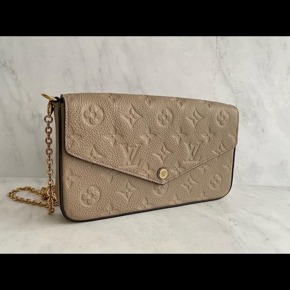 ❗️SOLD❗️Pochette Felicie - Picture 3 of 15